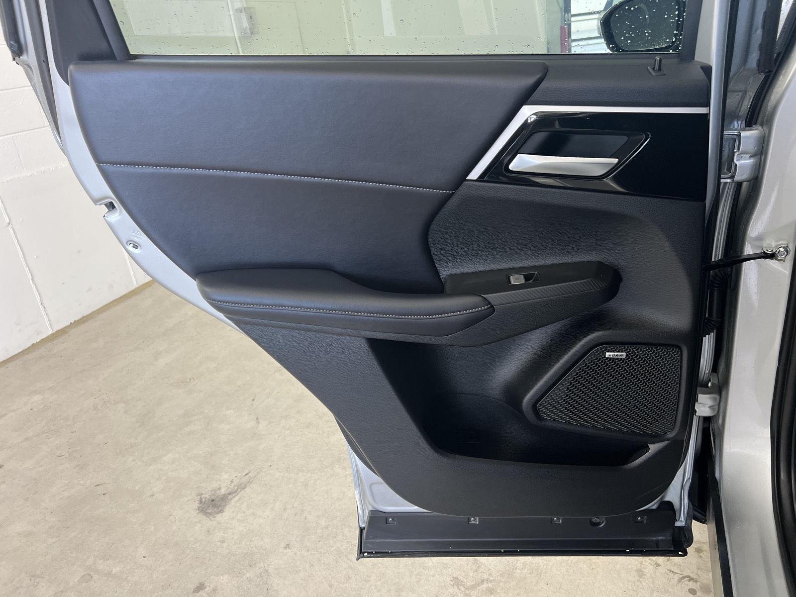2025 Mitsubishi Outlander SE - Photo 23