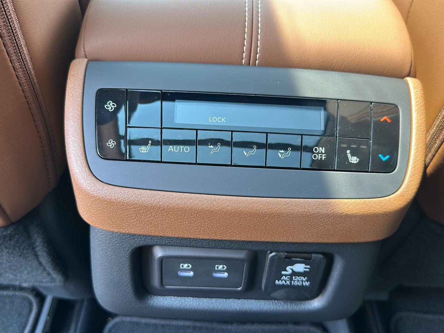 Used 2026 Super Black Nissan Platinum image 30