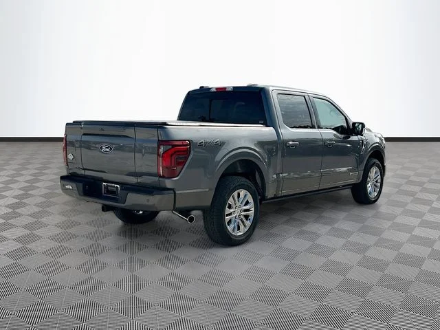 Used 2025 Gray Ford King Ranch image 5