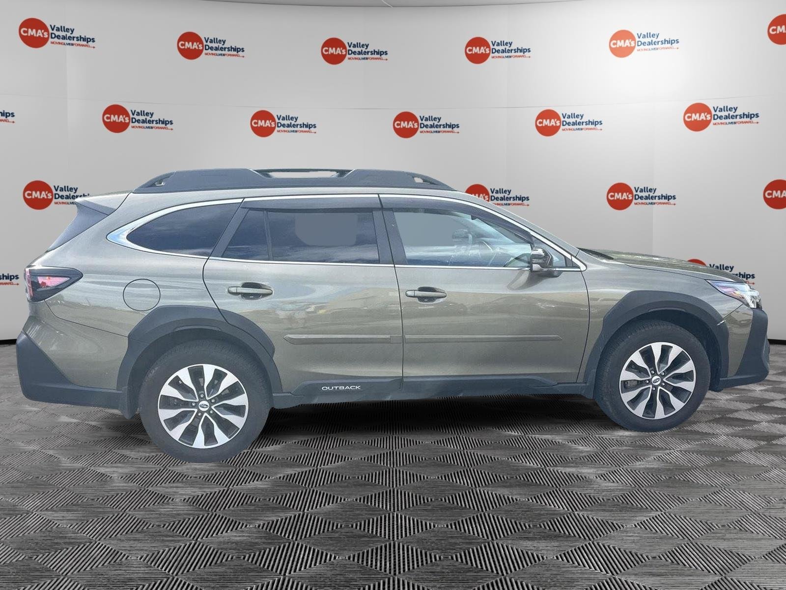 Used 2023 Autumn Green Metallic Subaru Limited XT image 24