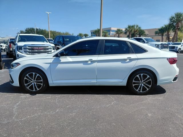 Used 2025 White Volkswagen Sport image 6