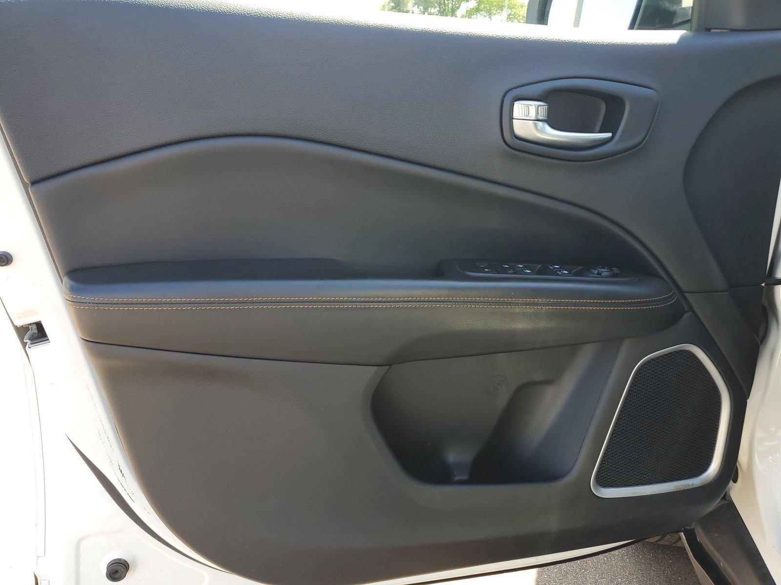 Used 2020 White Jeep Limited image 12