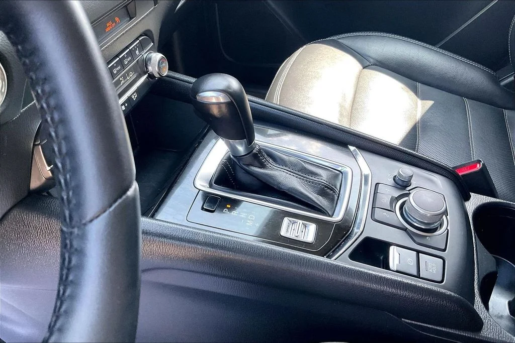 Used 2024 Silver Mazda 2.5 S Preferred Package image 17