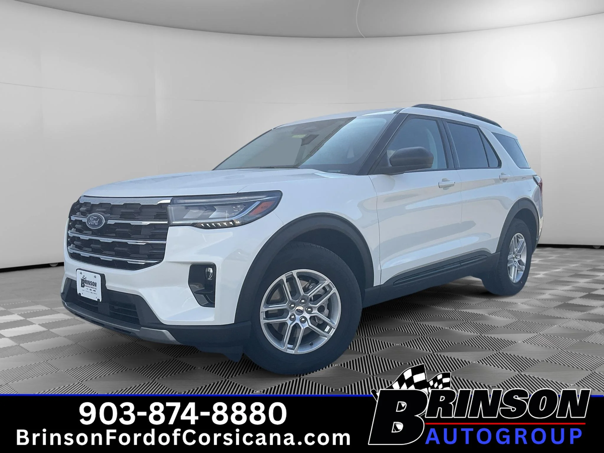 New 2026 Star White Metallic Tri-Coat Ford Active image 1