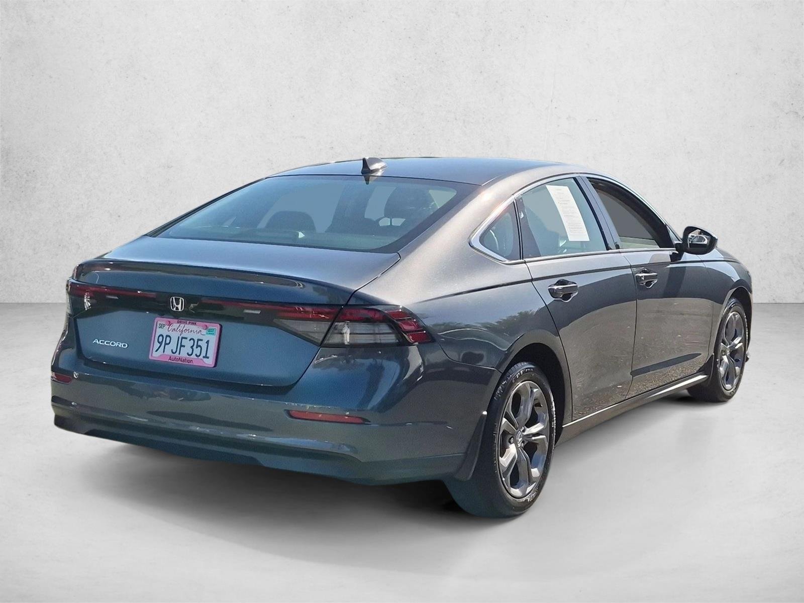 Used 2024 Meteorite Gray Met Honda EX image 5
