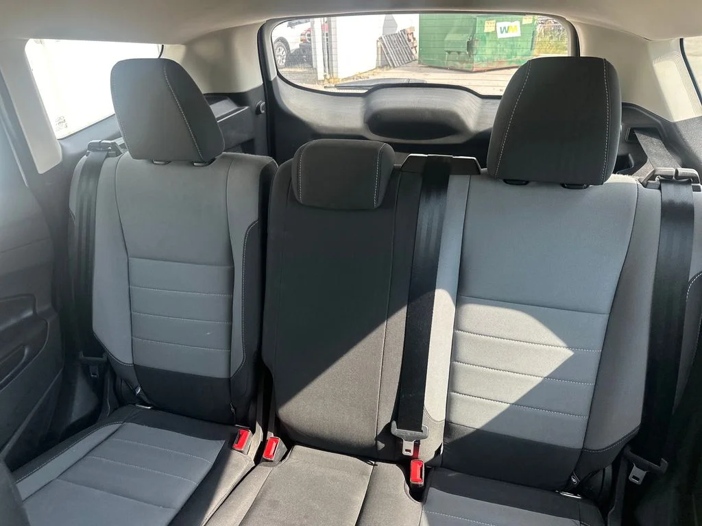 Used 2019 White Ford S image 13