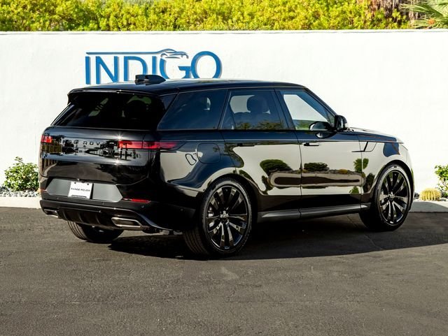 New 2026 Santorini Black LAND ROVER SE image 6