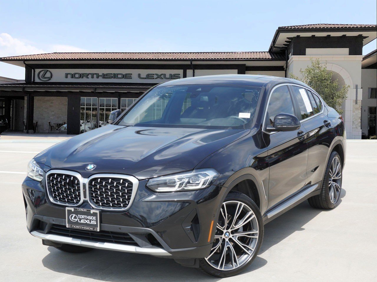 2025 BMW X4 xDrive30i's photo