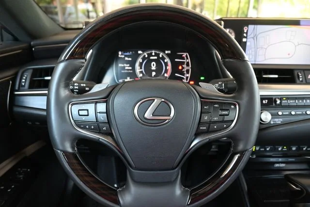 Certified Used 2021 EMINENT WHITE PEARL Lexus 350 Ultra Luxury image 25