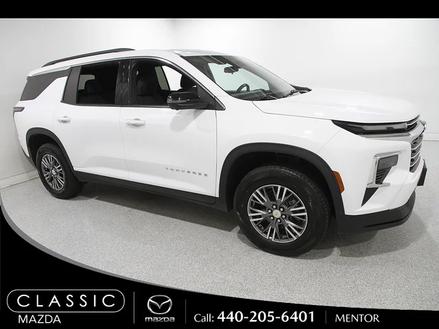 2024 Chevrolet Traverse LT