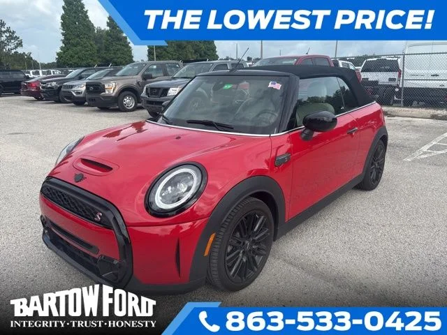 Used 2022 Red MINI Signature image 1