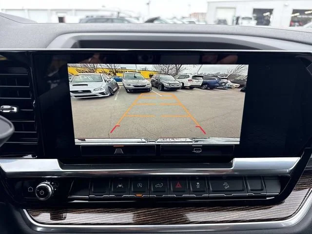 New 2026 Summit White GMC Elevation image 22