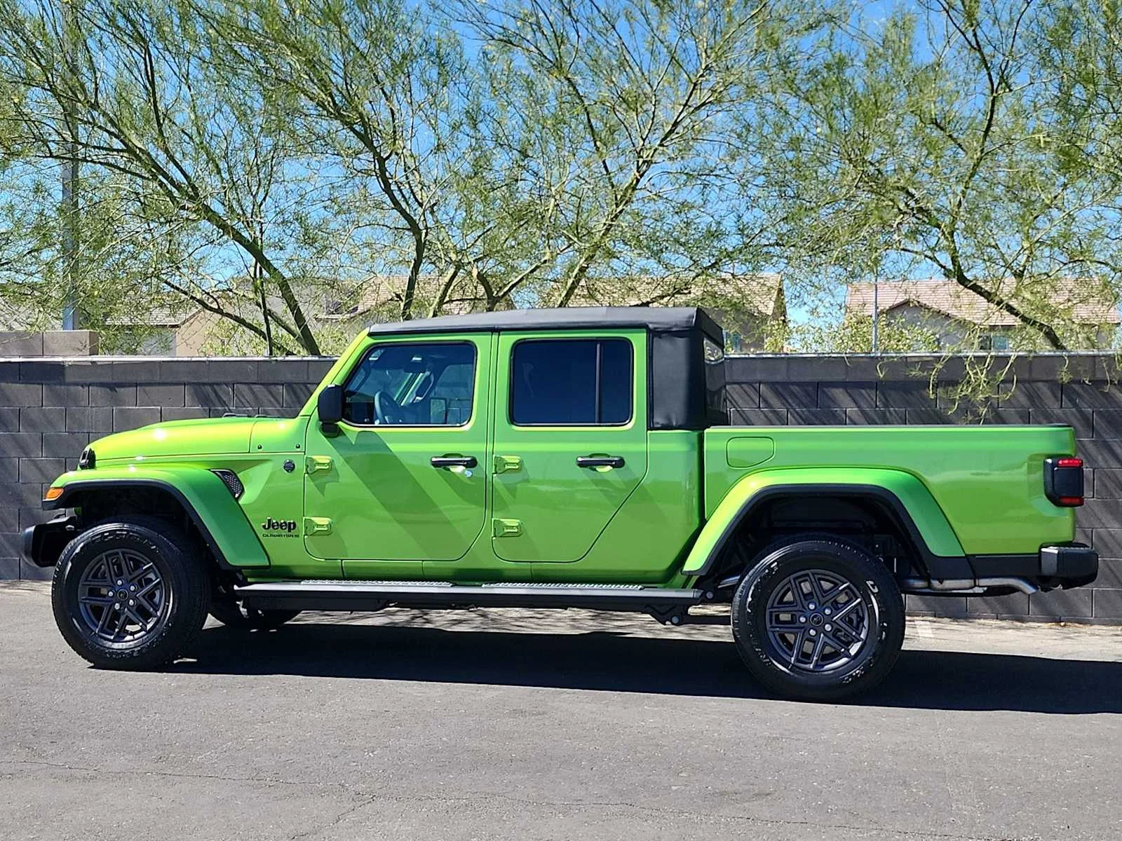 New 2026 Mojito Exterior Paint Jeep Sport S image 5