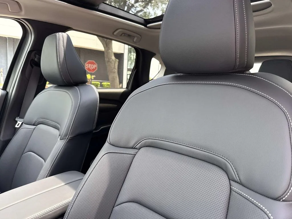 New 2026 Machine Gray Metallic Mazda 2.5 S Premium Plus AWD image 28