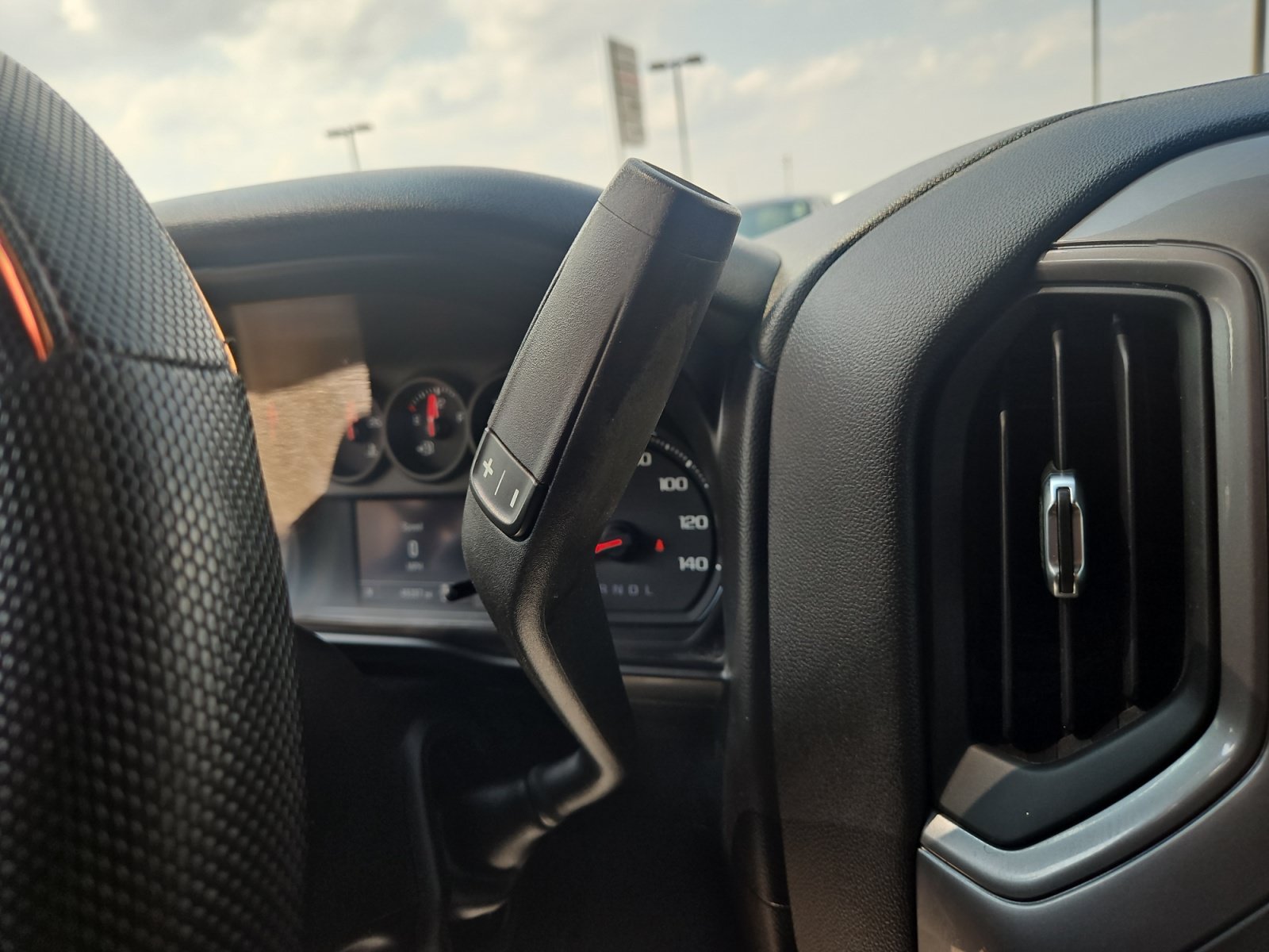 Used 2020 Red Chevrolet Custom image 19