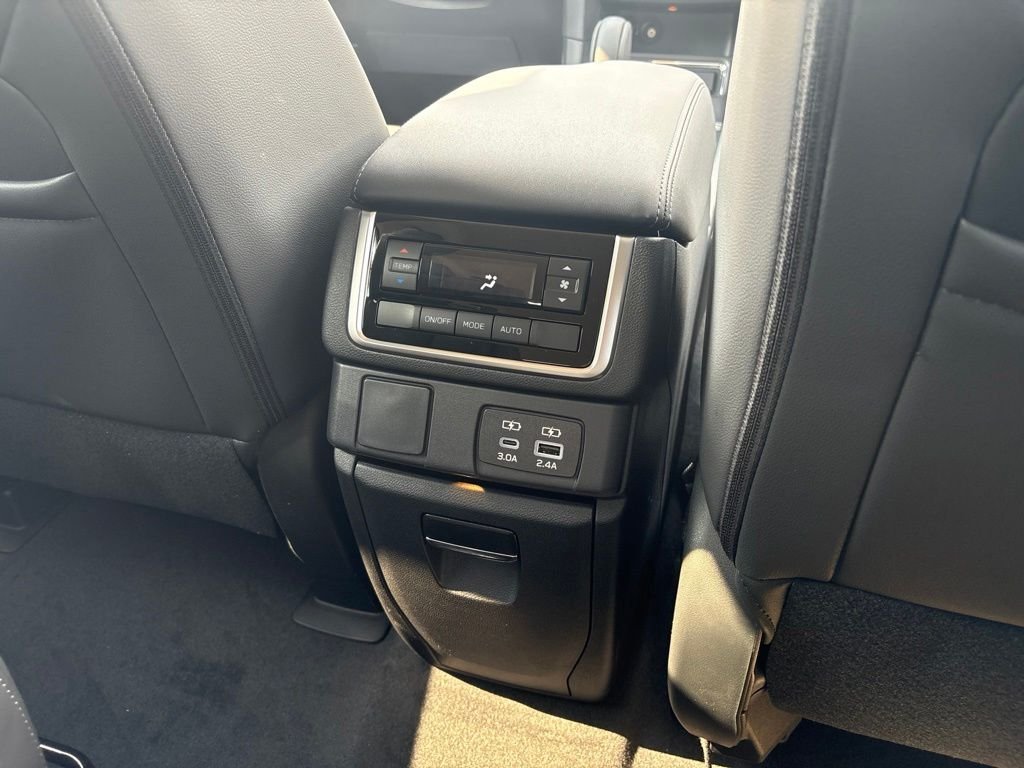 New 2026 ICE SILVER METALLIC Subaru Premium 7-Passenger image 24