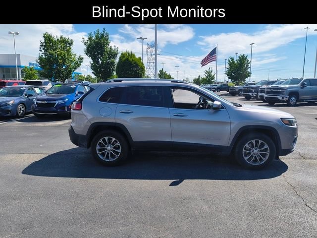 Used 2019 Jeep Cherokee Latitude Plus with VIN 1C4PJMLB2KD391387 for sale in Grove City, OH