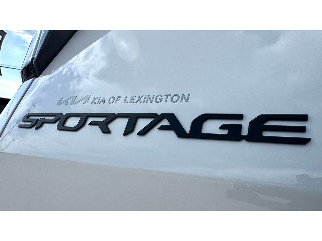 New 2026 Glacial White Pearl Kia X-Line image 6
