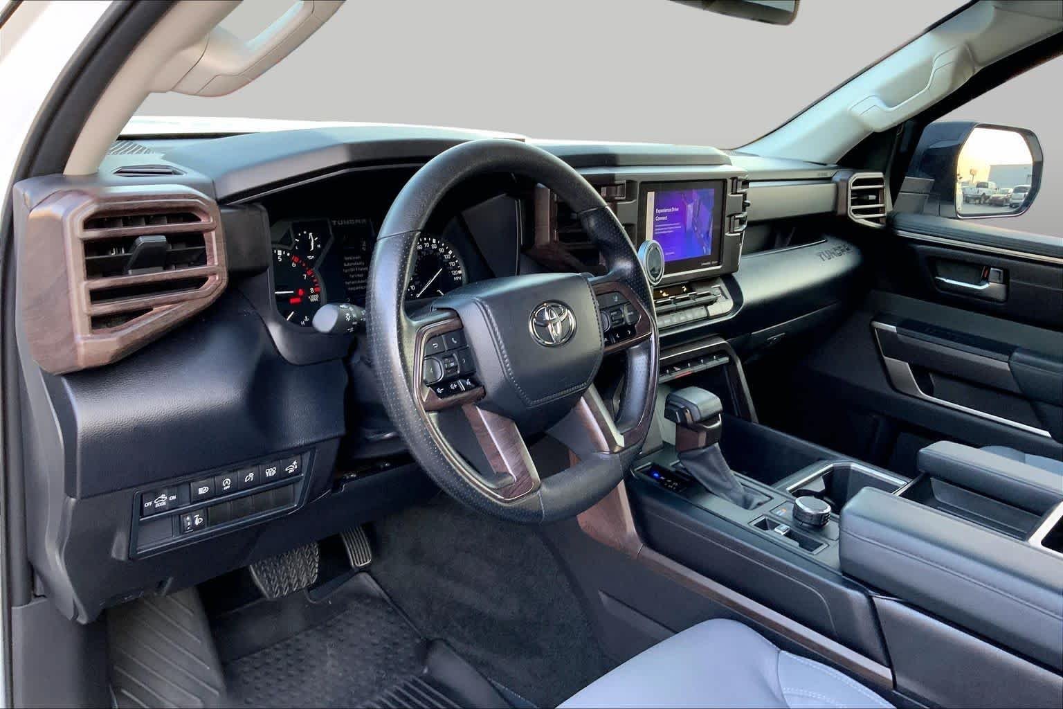 Used 2024 Ice Cap Toyota SR5 image 17