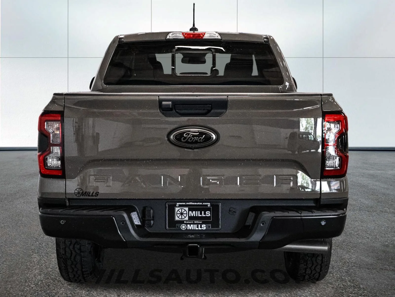 New 2026 Marsh Gray Ford XLT image 6