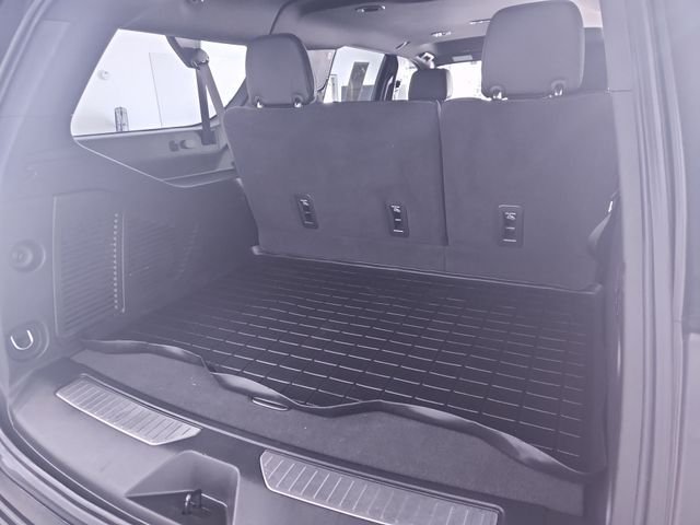 Used 2022 Green GMC Denali image 23