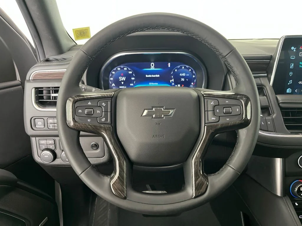 Used 2024 White Chevrolet Z71 image 6