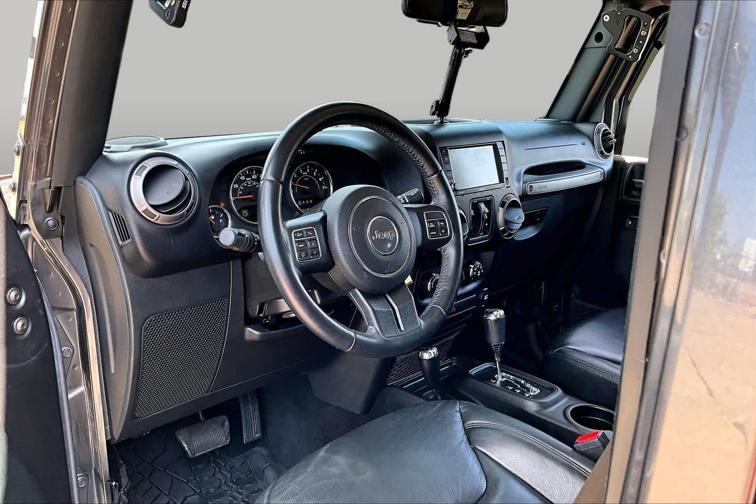 Used 2017 Granite Crystal Metallic Clearcoat Jeep Willys Wheeler image 16
