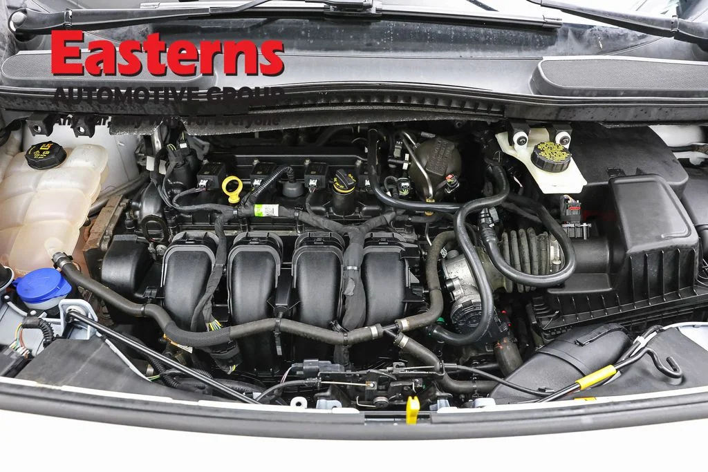 Used 2019 White Ford XL image 7