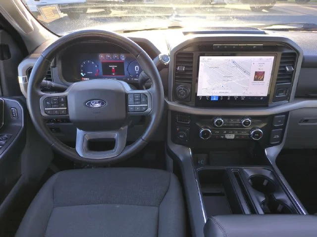 Used 2024 Black Ford XLT image 29
