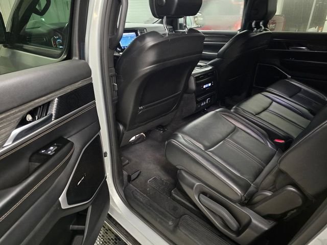 Used 2022 Silver Jeep Series II image 33