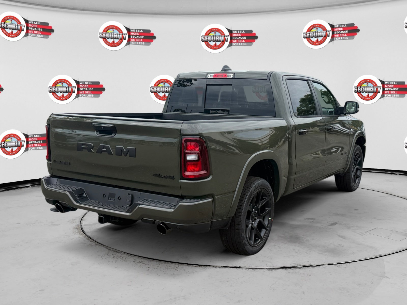 New 2026 Tank Exterior Paint RAM Laramie image 5