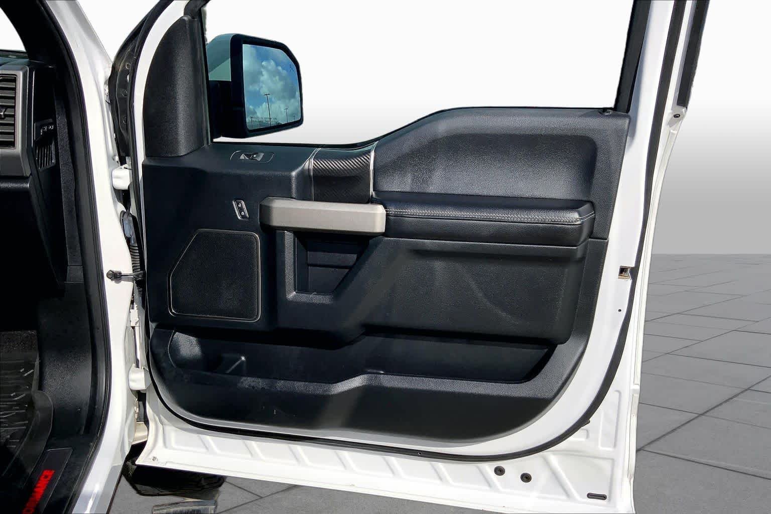 Used 2019 Oxford White Ford Raptor image 23