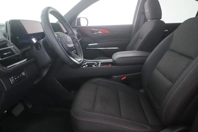 Used 2024 Red Chevrolet Z71 image 16
