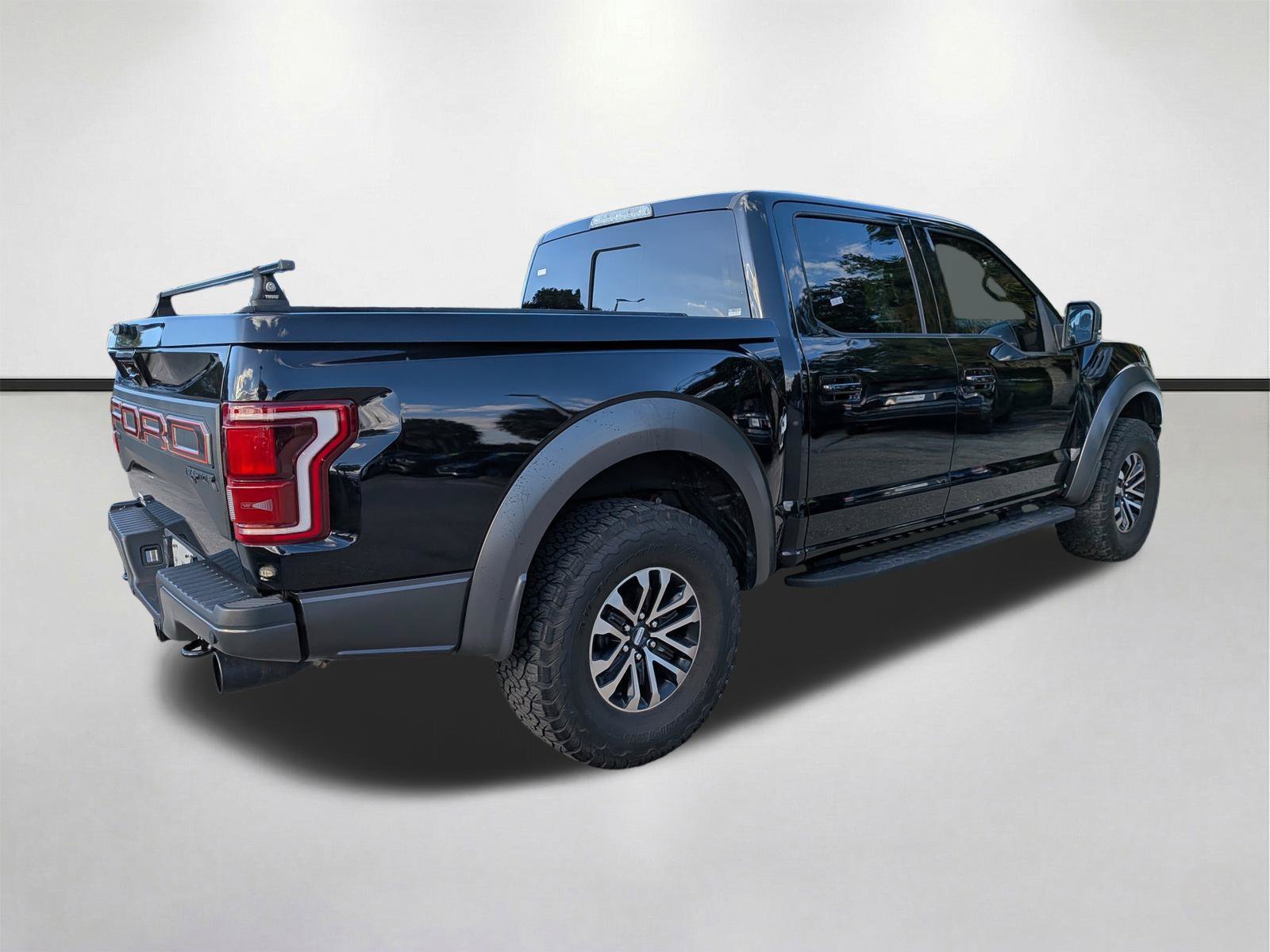 Used 2019 Black Metallic Ford Raptor image 5