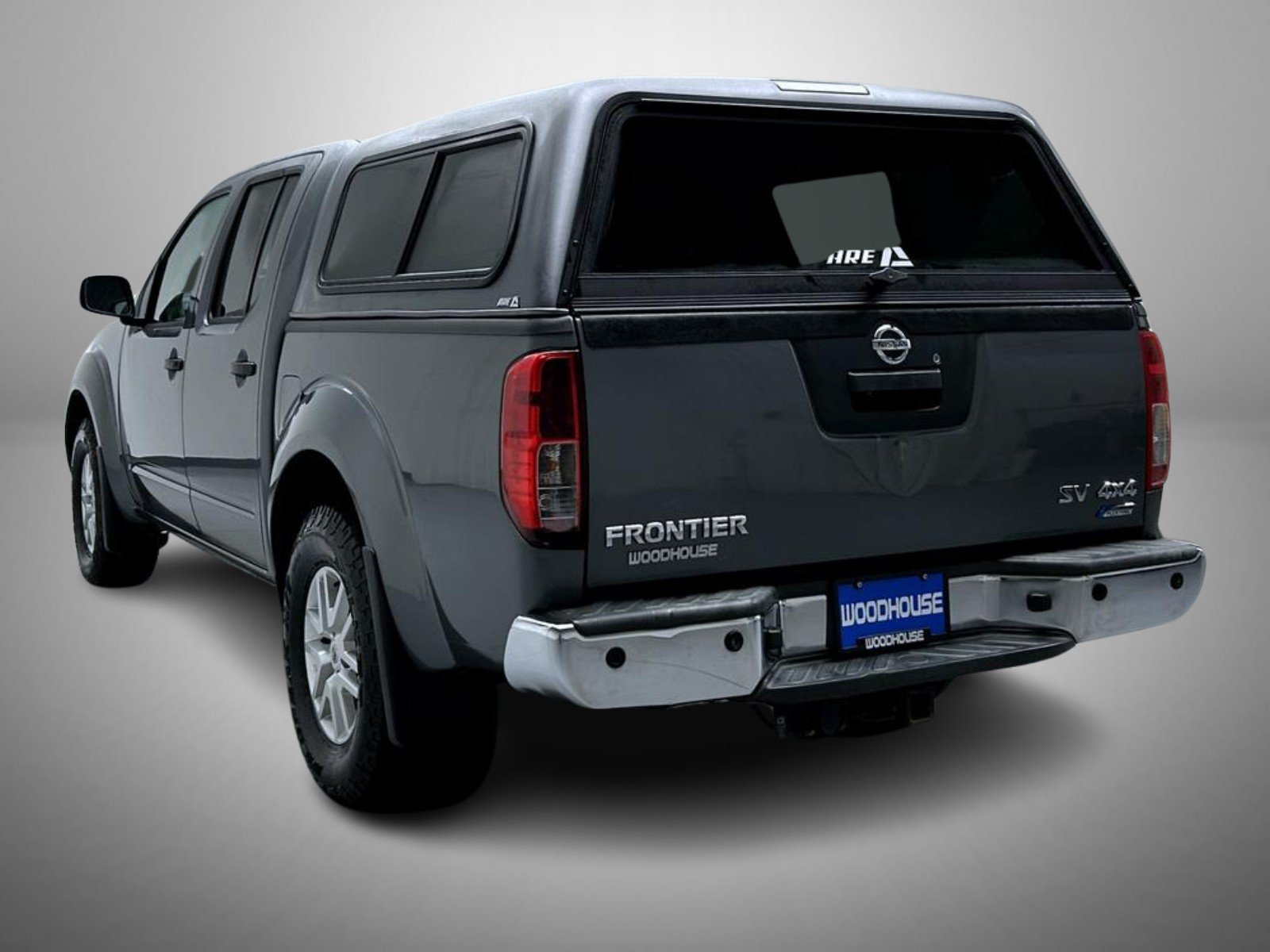 Used 2018 Gray Nissan SV image 7