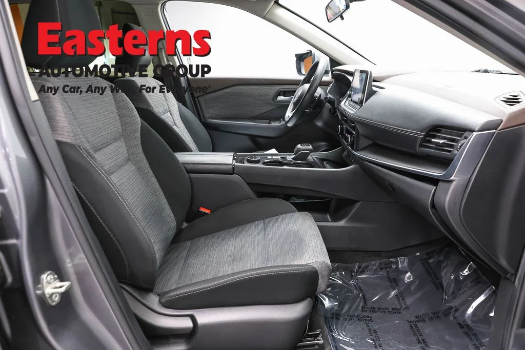 Used 2023 Gray Nissan SV image 24