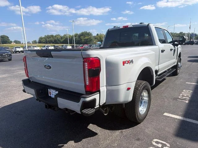 New 2026 Avalanche Ford F-350® XL image 30