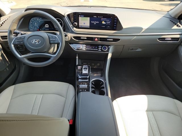 Used 2020 Black Hyundai Limited image 14