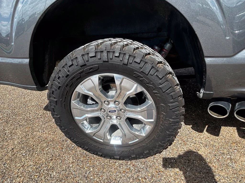 Used 2023 Gray Ford XLT image 8