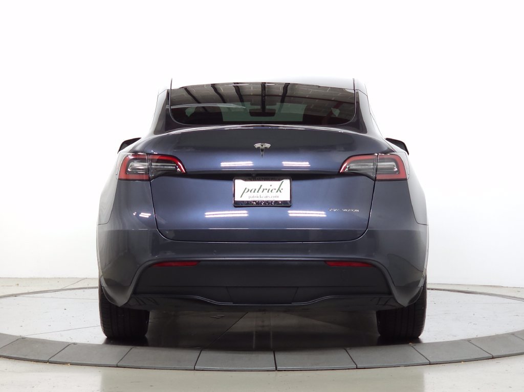 Used 2022 Midnight Silver Metallic Tesla Long Range image 6