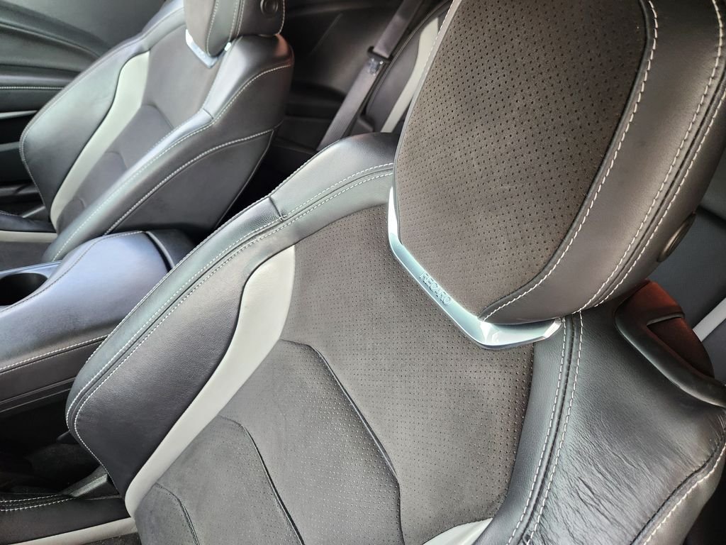 Used 2023 Sharkskin Metallic Chevrolet LT1 image 25
