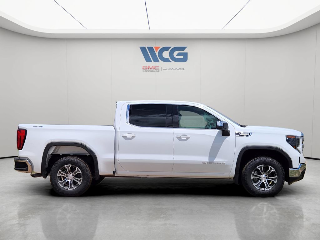 New 2026 Summit White GMC SLE image 3