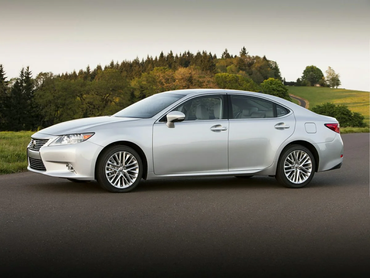 2013 Lexus ES 350 350's photo