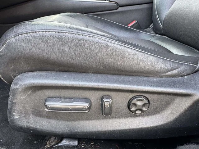 Used 2019  Honda Sport image 24