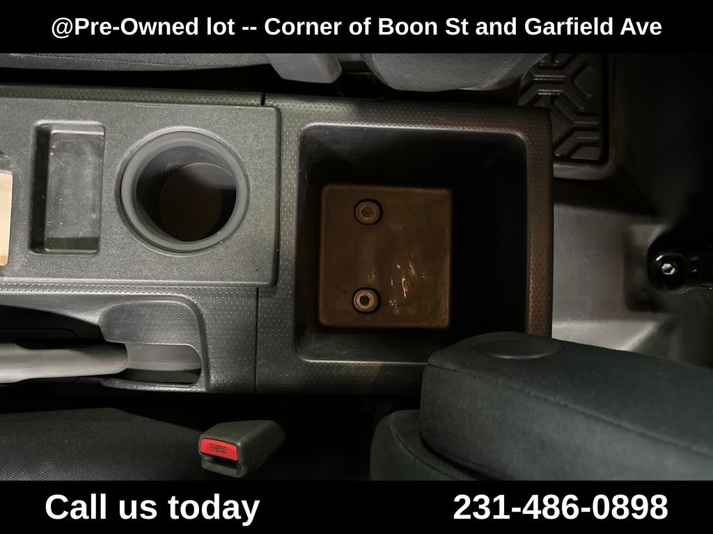 Used 2007 Red Toyota Base image 25