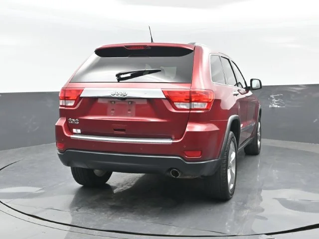 Used 2012 Deep Cherry Red Crystal Pearlcoat Jeep Limited image 16