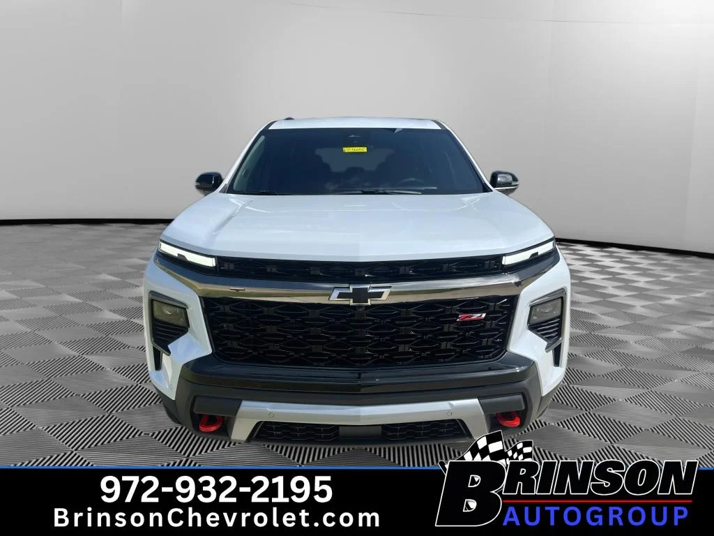 New 2026 Polar White Tricoat Chevrolet Z71 image 2