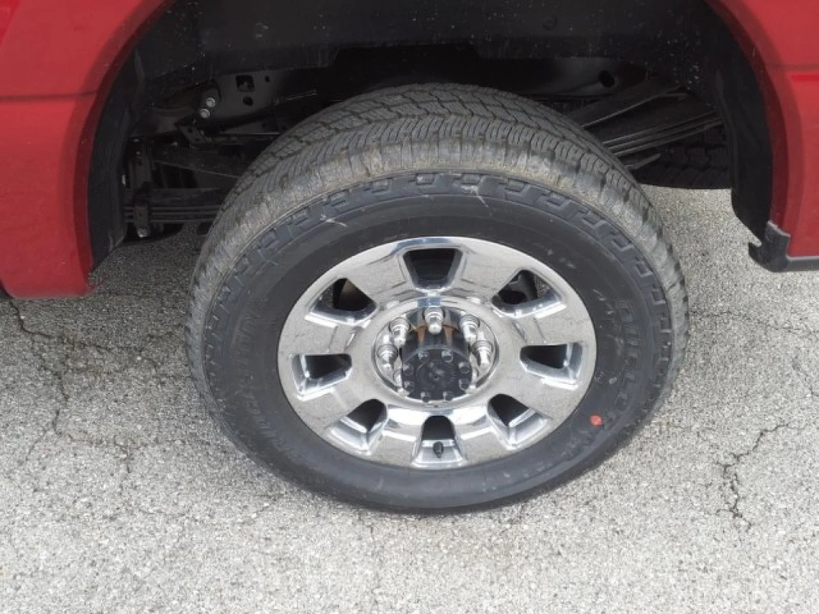 New 2025 Ruby Red Metallic Tinted Clearcoat Ford King Ranch 4WD image 4