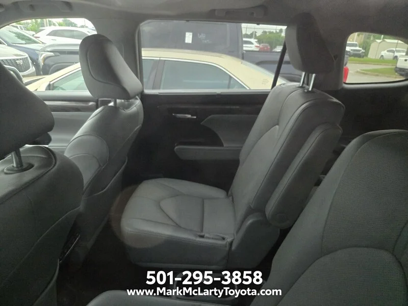 Used 2023 Celestial Silver Metallic TOYOTA LIMITED image 3