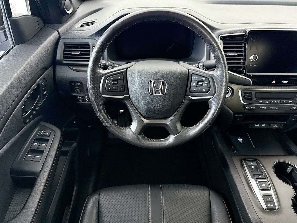 Certified Used 2025 Sonic Gray Pearl Honda TrailSport image 10
